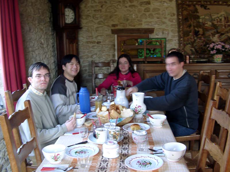 057Petit dej'.jpg